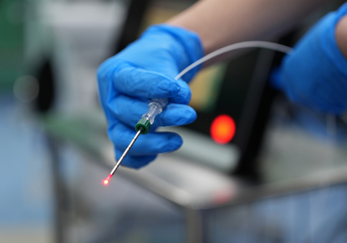 Chữa bệnh trĩ bằng tia laser: Phương pháp hiện đại, ít đau, nhanh hồi phục